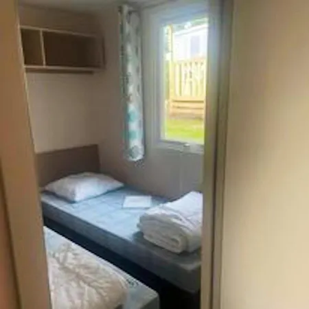 à En Aubrac Avec Piscine Casa de Férias Argences-en-Aubrac