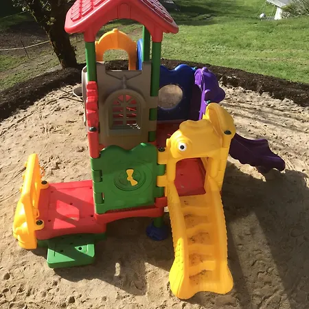 別荘 A En Aubrac Avec Piscine *