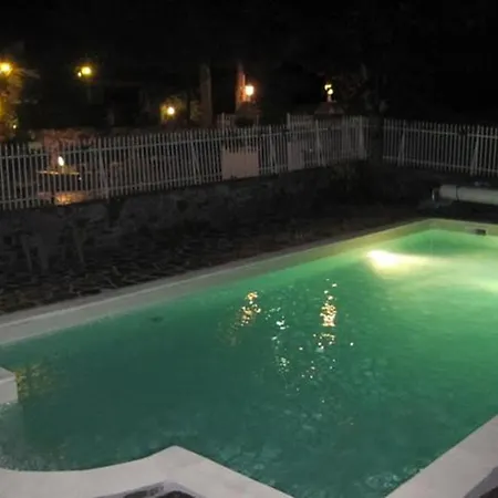 à En Aubrac Avec Piscine Casa de Férias