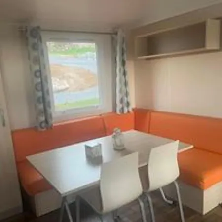 à En Aubrac Avec Piscine Casa de Férias